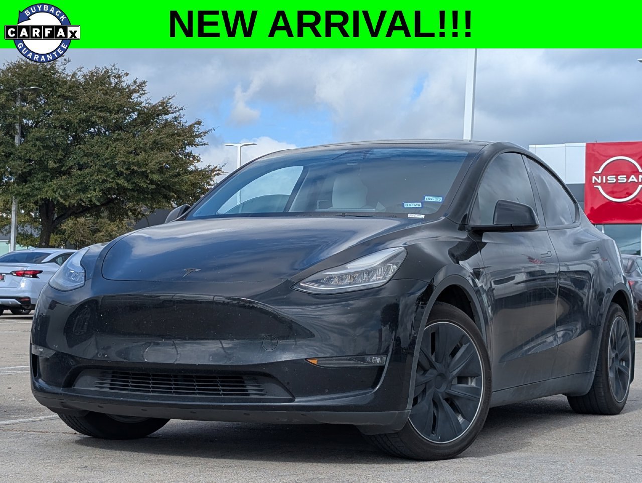 Used 2021 Tesla Model Y Long Range AWD/4WD image 1
