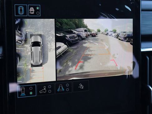 New 2025 GMC Acadia Elevation w/ Elevation Premium Package image 16