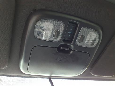 Used 2012 Ford Escape XLT image 25