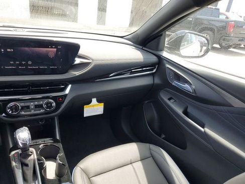 New 2026 Buick Envista Sport Touring w/ Convenience I Package FWD image 14