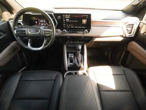 Used 2023 GMC Canyon Denali AWD/4WD image 10