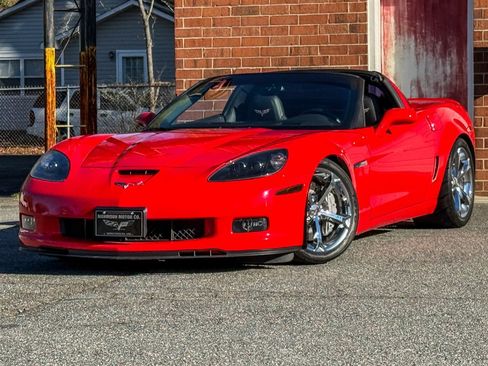 Used 2011 Chevrolet Corvette Grand Sport w/ Preferred Equipment Group RWD image 13