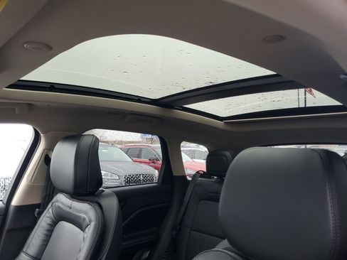 New 2026 Lincoln Corsair Reserve image 11