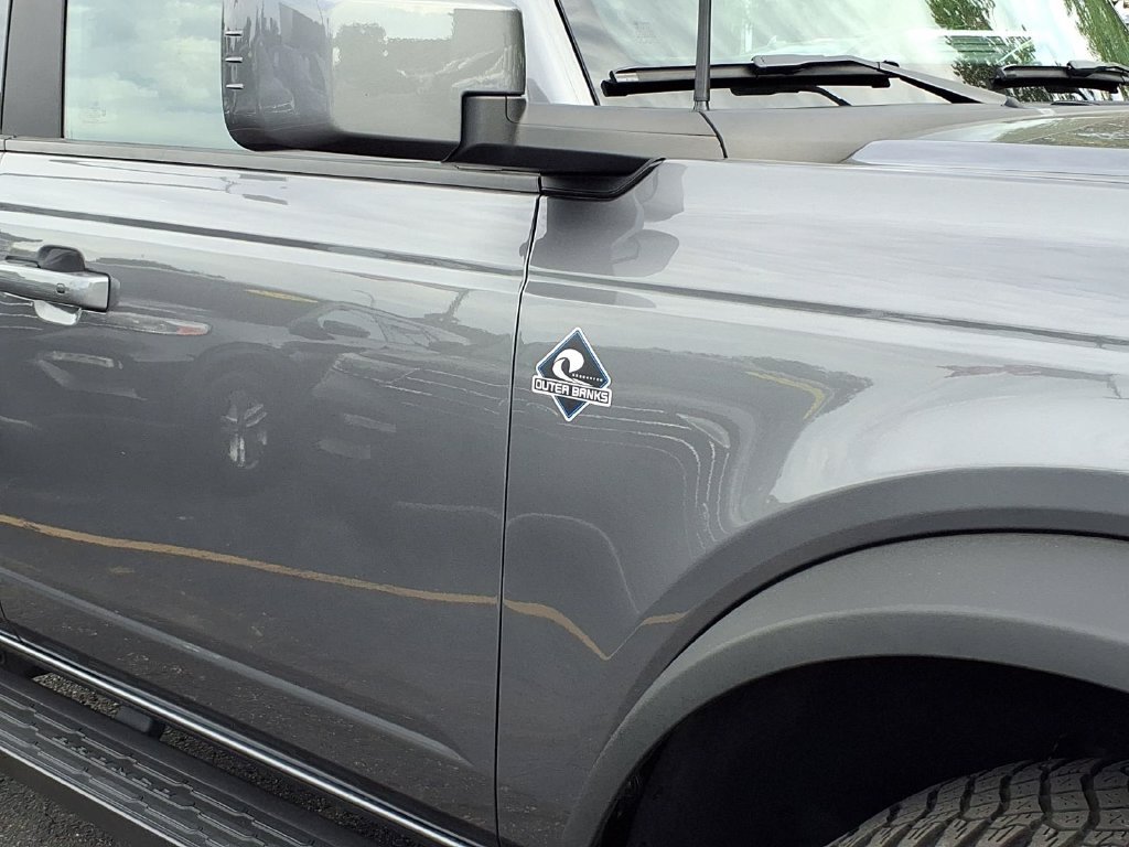 Certified 2023 Ford Bronco Outer Banks w/ Sasquatch Package AWD/4WD image 38