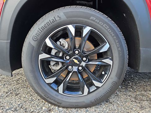 Used 2023 Chevrolet TrailBlazer LT w/ Convenience Package AWD/4WD image 8