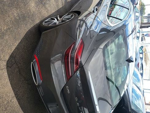 Used 2025 Genesis G70 2.5T RWD image 9