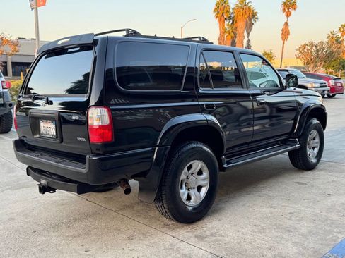 Used 2001 Toyota 4Runner SR5 image 12