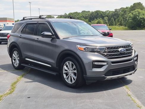 Certified 2023 Ford Explorer XLT w/ Equipment Group 202A RWD image 1
