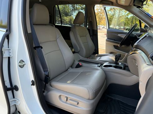 Used 2017 Honda Pilot EX-L image 17