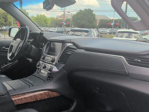 Used 2019 Chevrolet Tahoe Premier RWD image 26