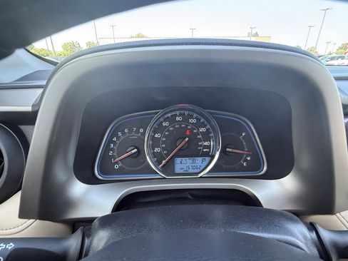 Used 2014 Toyota RAV4 Limited AWD/4WD image 7