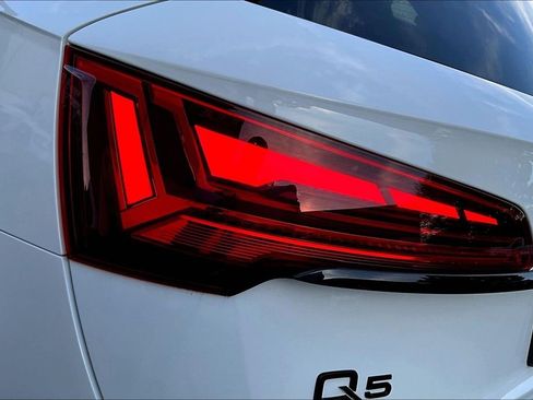 Certified 2025 Audi Q5 2.0T Premium Plus AWD/4WD image 23