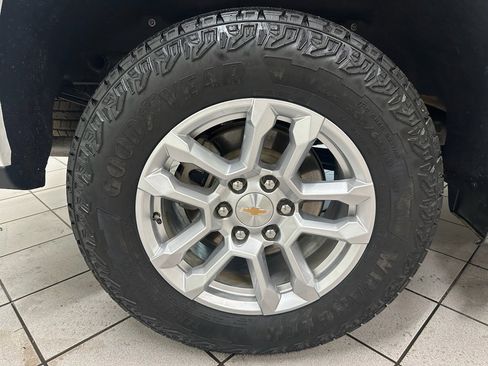 Certified 2025 Chevrolet Silverado 1500 LT image 18