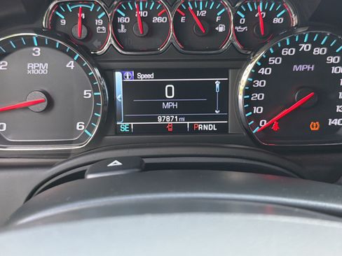Used 2019 Chevrolet Tahoe LS AWD/4WD image 27