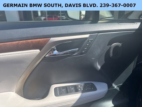 Used 2020 Lexus RX 350L FWD w/ Premium Package image 17