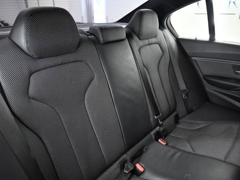 Used 2018 BMW M3 RWD image 46