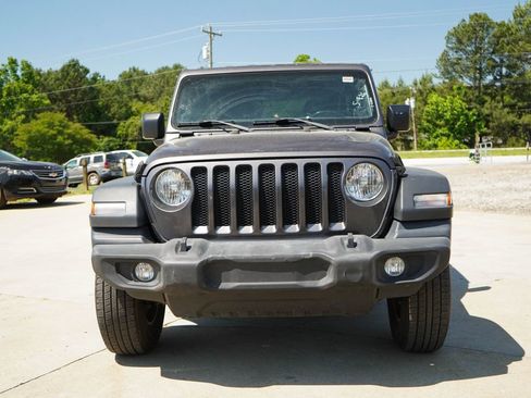 Used 2018 Jeep Wrangler Unlimited Sport S AWD/4WD image 16