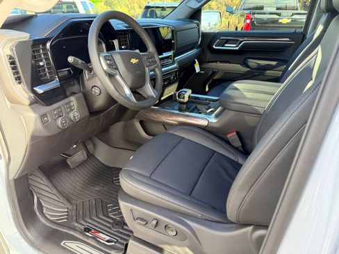 New 2026 Chevrolet Silverado 1500 LTZ image 12