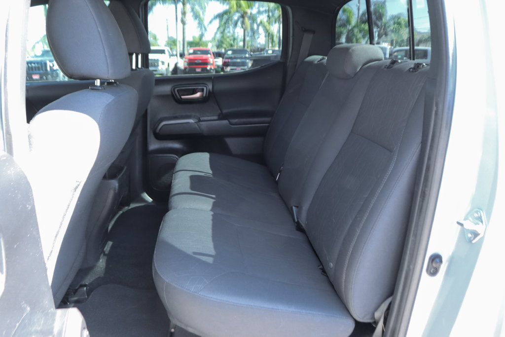 Used 2019 Toyota Tacoma TRD Sport RWD image 32