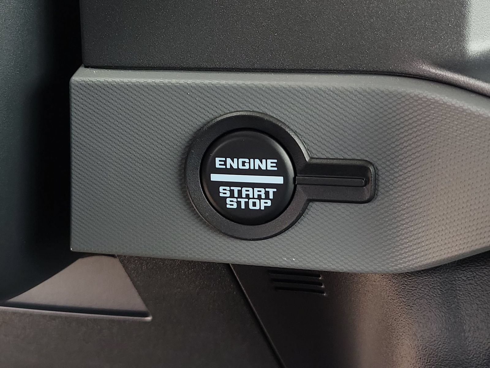 Used 2024 Ford Bronco Black Diamond AWD/4WD image 16