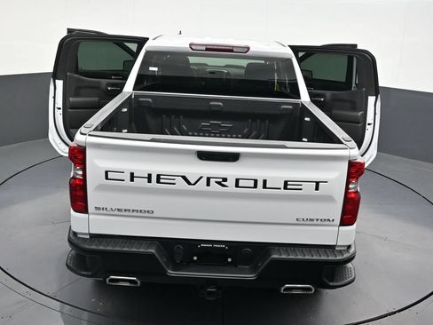 Used 2024 Chevrolet Silverado 1500 Custom Trail Boss AWD/4WD image 35