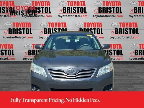 Used 2011 Toyota Camry LE w/ LE Extra-Value Pkg FWD image 9