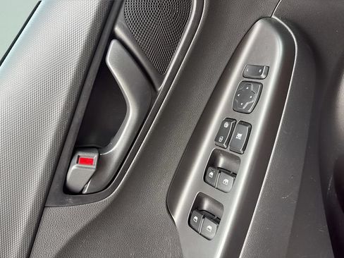 Used 2020 Hyundai Kona SEL FWD image 17