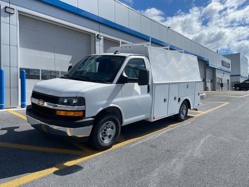 New 2024 Chevrolet Express 3500 w/ Power Convenience Package image 1