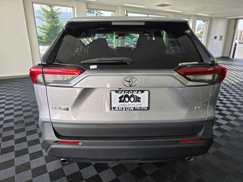 Used 2025 Toyota RAV4 LE image 5