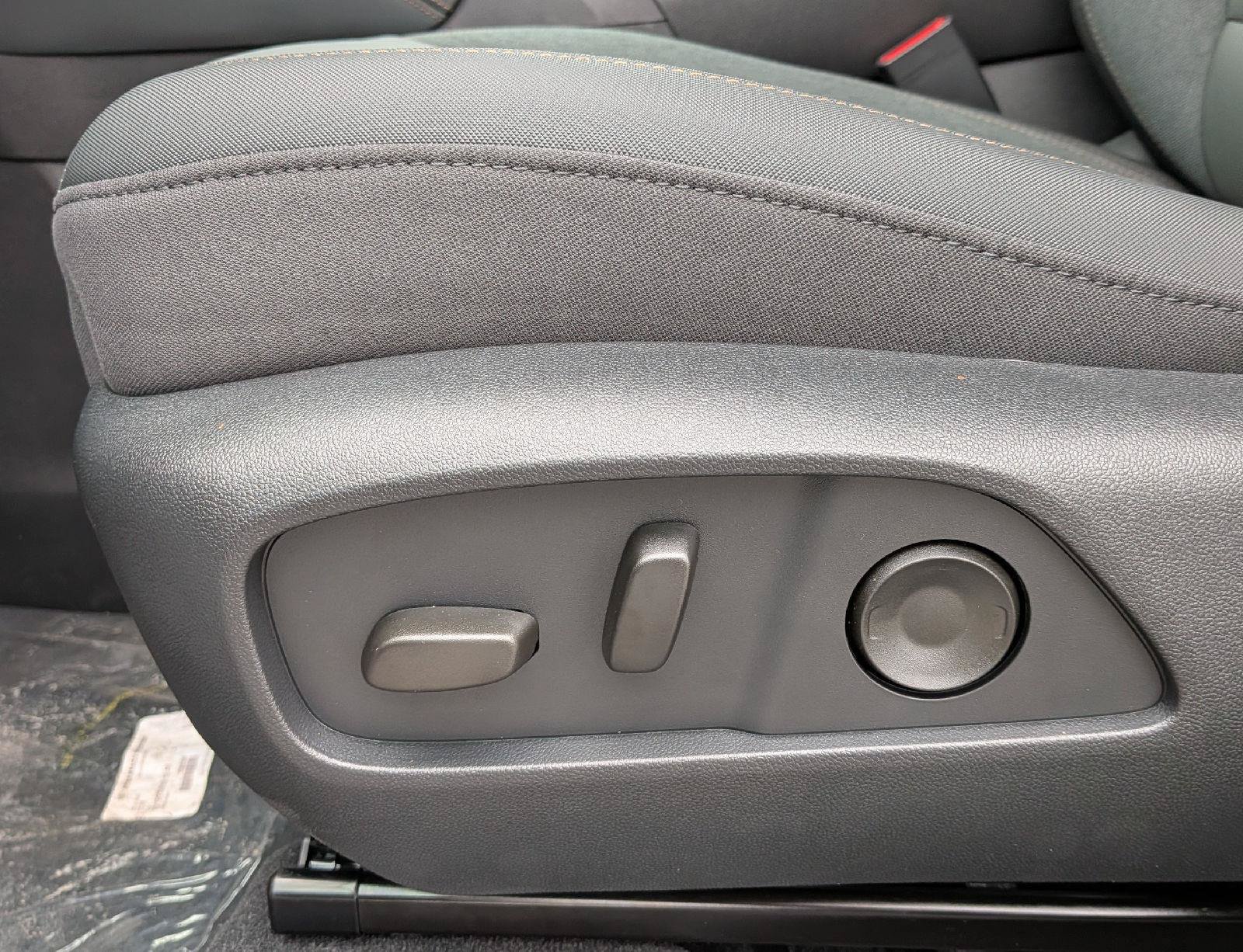 New 2027 GMC Terrain AT4 AWD/4WD image 13