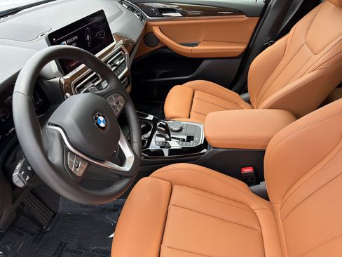 Used 2024 BMW X3 xDrive30i w/ Premium Package AWD/4WD image 4