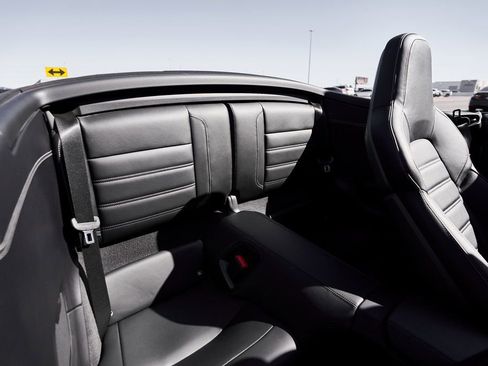 Used 2024 Porsche 911 Carrera GTS w/ Premium Package image 36