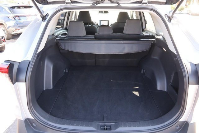 Used 2025 Toyota RAV4 XLE w/ Weather Package AWD/4WD image 7