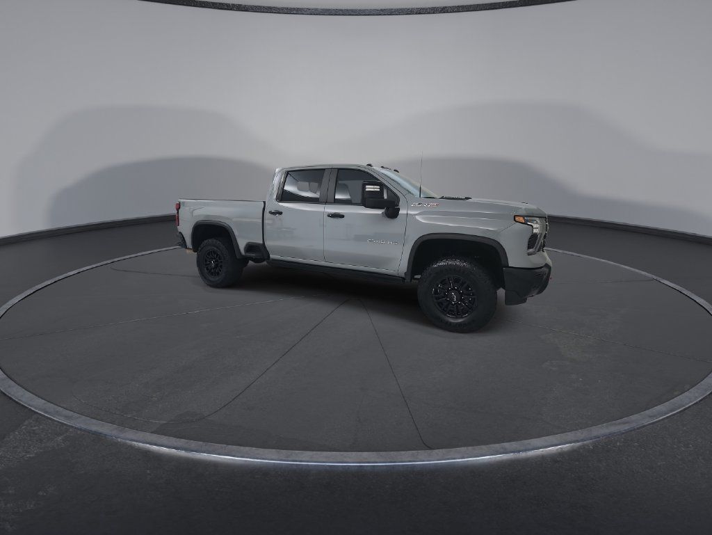 Used 2025 Chevrolet Silverado 2500 ZR2 w/ Technology Package AWD/4WD image 2