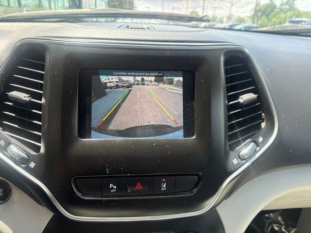 Used 2021 Jeep Cherokee Latitude Lux AWD/4WD image 18