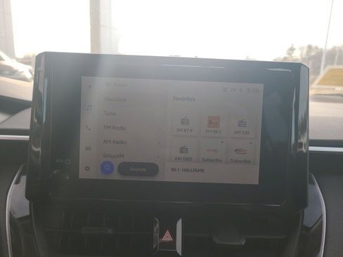 Used 2024 Toyota Corolla LE image 28