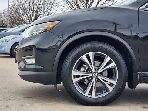 Used 2017 Nissan Rogue SL w/ SL Premium Package image 8