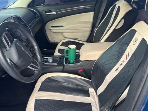 Used 2021 Chrysler 300 Touring w/ Sport Appearance Package image 11