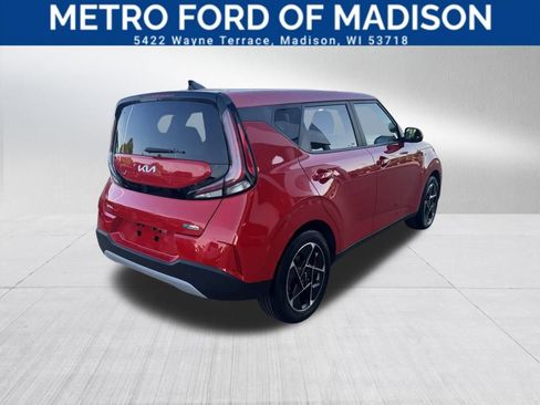 Used 2023 Kia Soul EX image 5