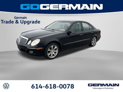 Used 2009 Mercedes-Benz E 350 4MATIC Sedan image 1