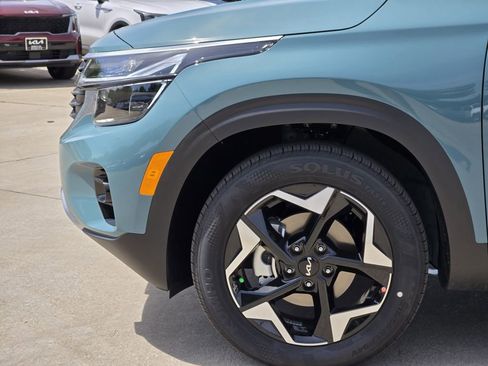 New 2026 Kia Seltos EX FWD image 5