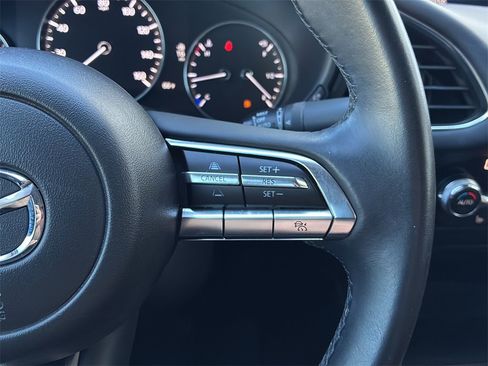 Used 2023 MAZDA MAZDA3 s image 28