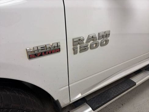 Used 2015 RAM 1500 Big Horn RWD image 9