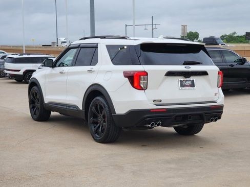 Used 2021 Ford Explorer ST w/ Equipment Group 401A image 3