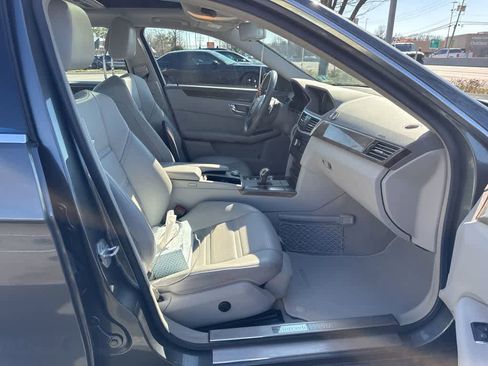Used 2010 Mercedes-Benz E 63 AMG Sedan image 16