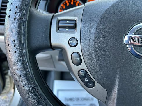 Used 2009 Nissan Sentra 2.0 S FWD image 12