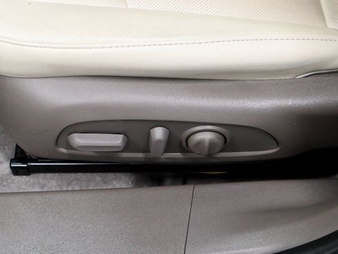 Used 2024 Chevrolet Malibu LT image 24