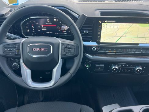New 2026 GMC Sierra 1500 SLE image 11