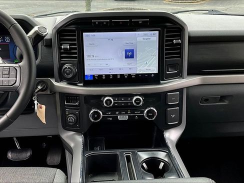 Used 2024 Ford F150 XLT w/ Mobile Office Package image 6