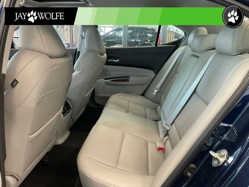 Used 2015 Acura TLX w/ Technology Package FWD image 21